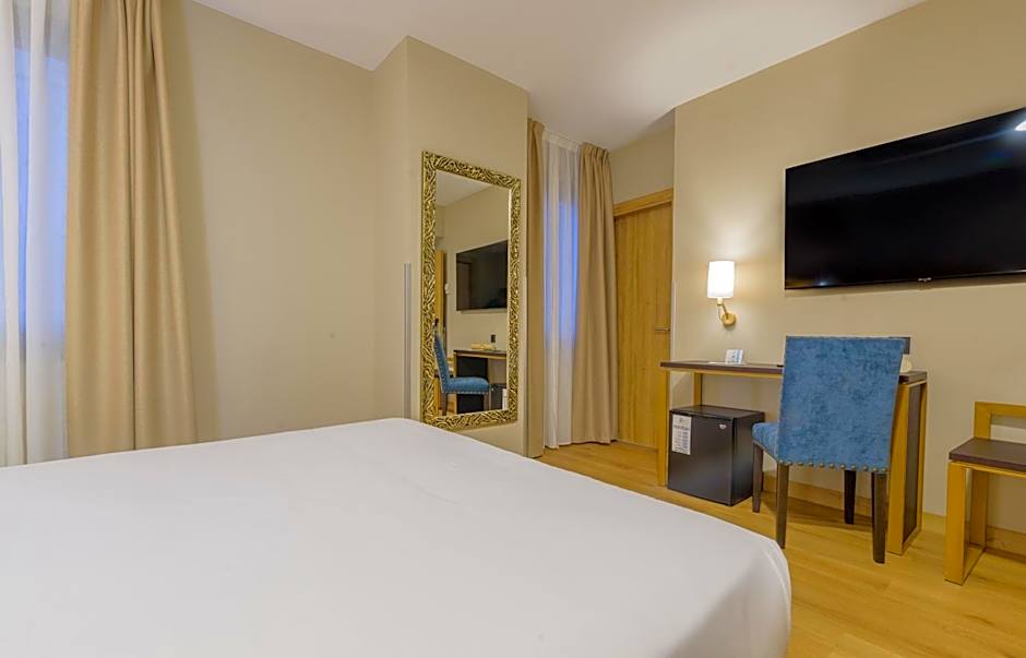 Hotel Zentral Mayoral