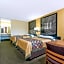 Super 8 by Wyndham Williamsburg