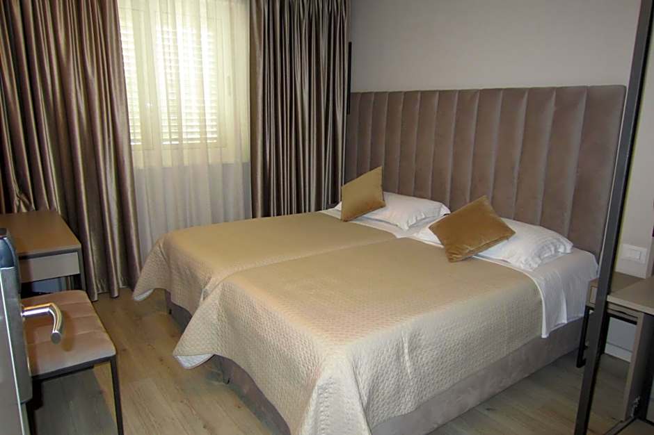 Freddy's Hotel