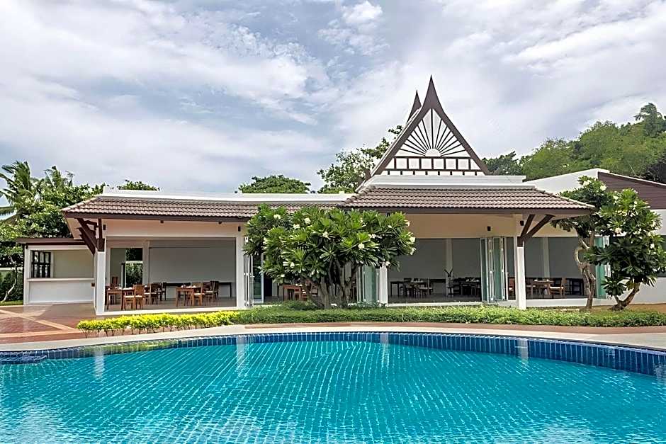 Aura Samui Best Beach Hotel