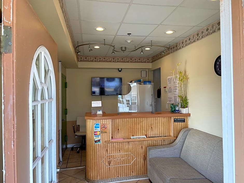 Sea Palace Inn