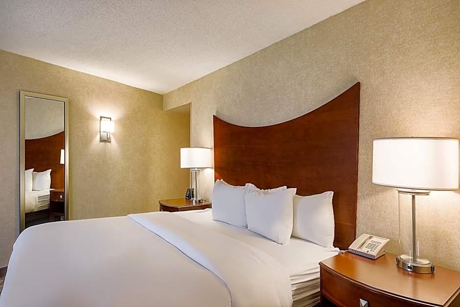 DoubleTree By Hilton Hotel Johnson City