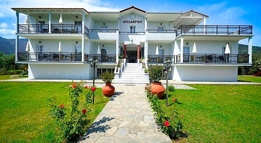 Melathron Rooms & Apartments
