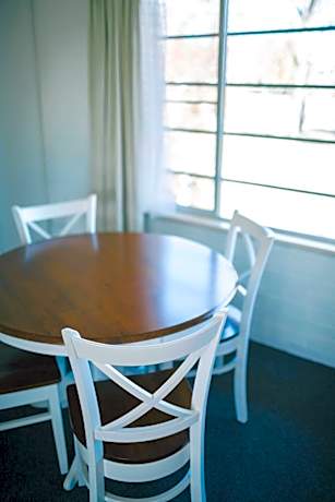 Family Room 5 people