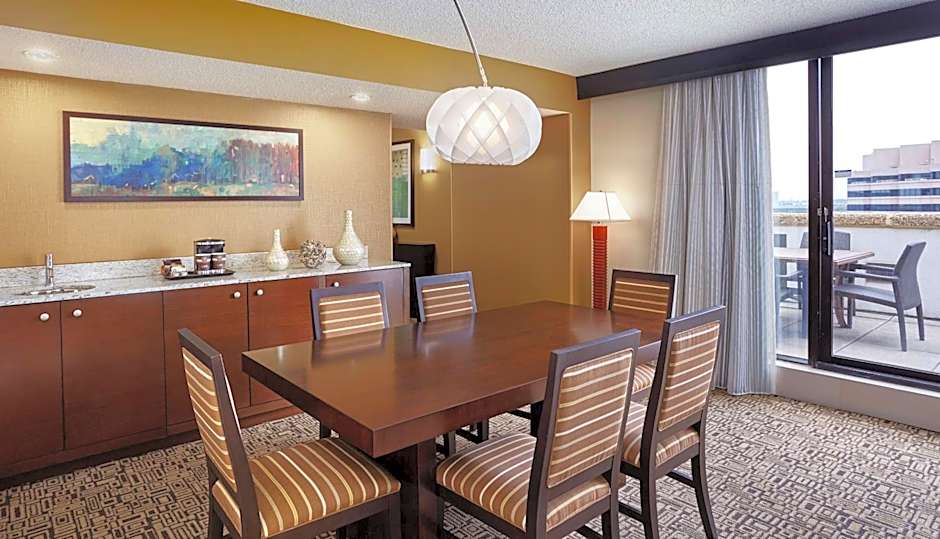 DoubleTree By Hilton Hotel Washington DC - Crystal City