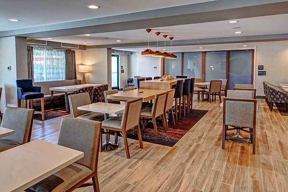 Hampton Inn By Hilton Vallejo