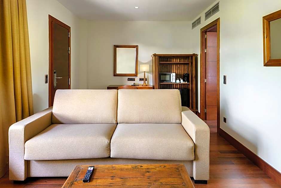 Hotel & Spa Monasterio de Boltana