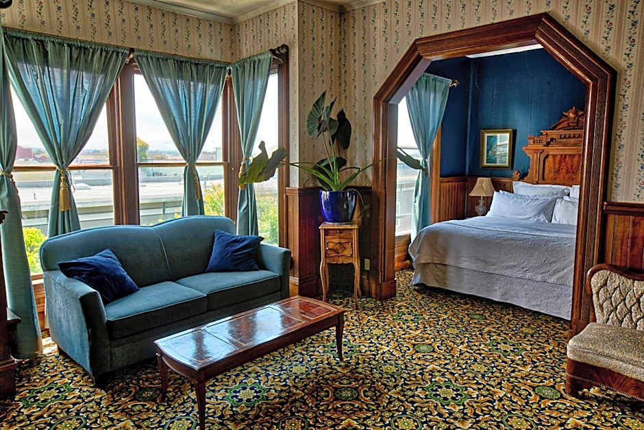 The Inn at 2nd & C