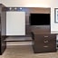 Holiday Inn Express Hotel & Suites Dickinson By IHG