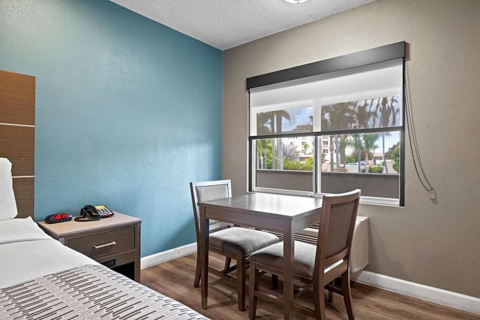 Hotel Palmeras Chula Vista