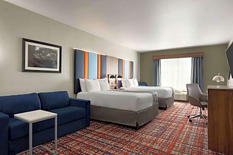 Studio Suite with Two Queen Beds and City View - Mobility Accessible/Non-Smoking