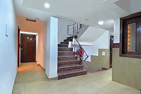 Hotel Glow Inn Paharganj-3 Mins Walk From New Delhi Railway Station