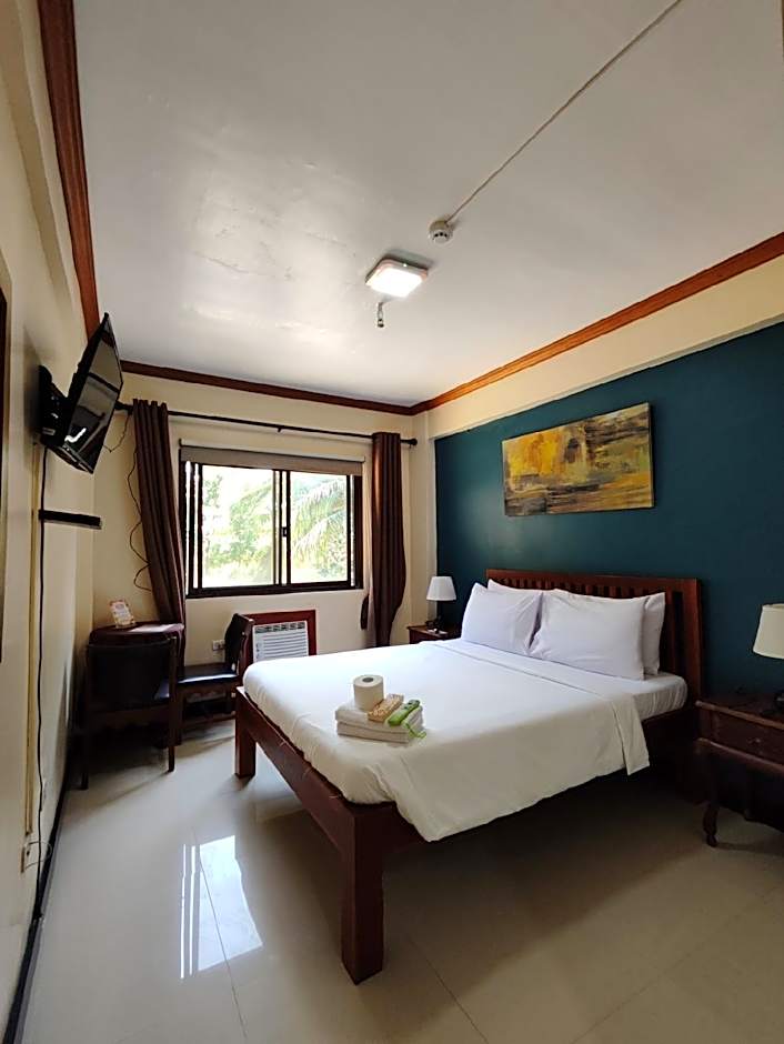 Spring Plaza Hotel