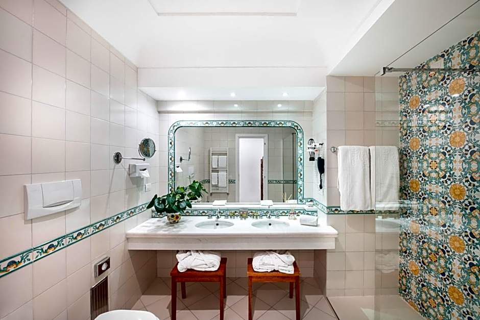 Hotel Eden Roc Suites