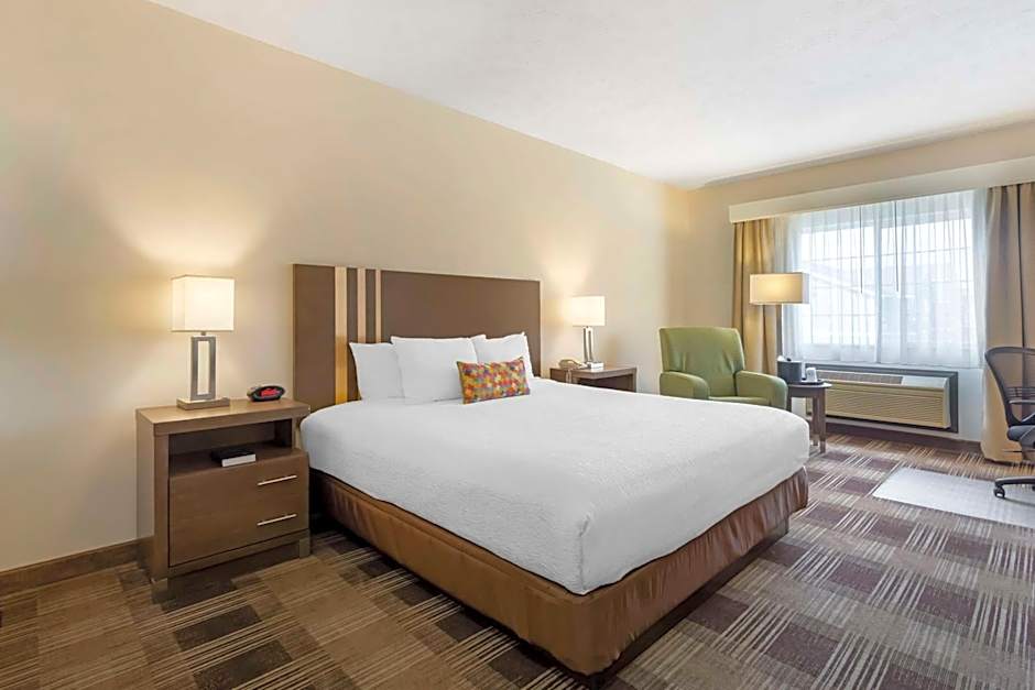 Best Western Plus The Inn At Horse Heaven