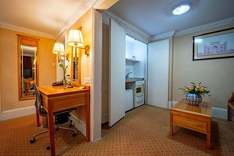 Grange Buckingham Hotel