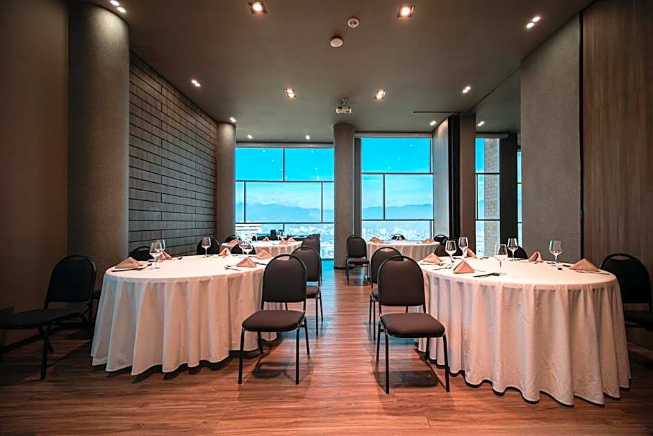 Binn Hotel