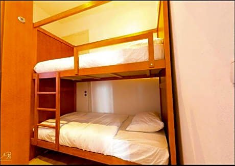 Bed in 4-Bed Mixed Dormitory Room