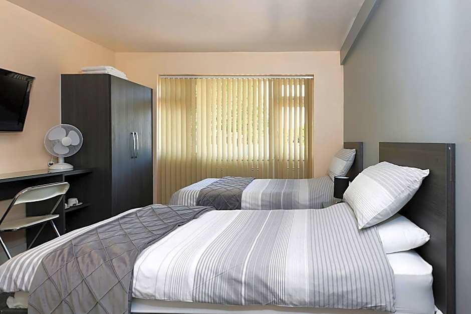 OYO Honeycroft Lodge