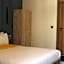 The Hotel Syracuse