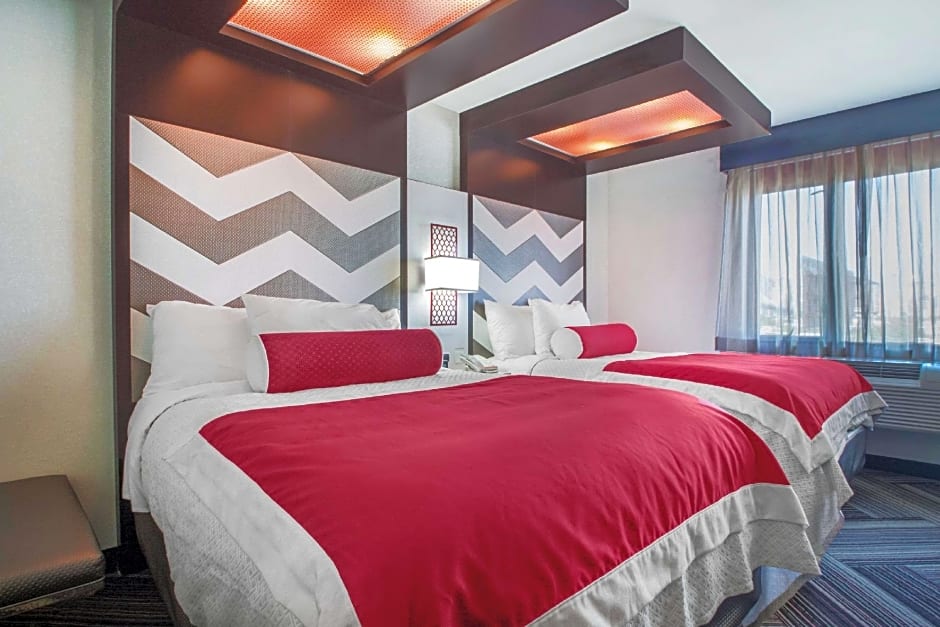 The Vue Hotel, Ascend Hotel Collection