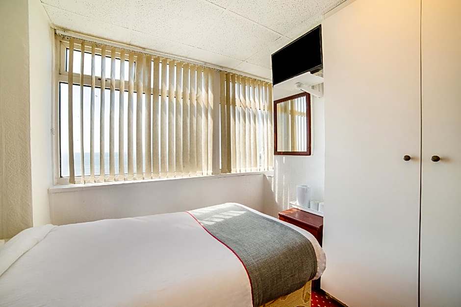 OYO The Golden Cheval Hotel