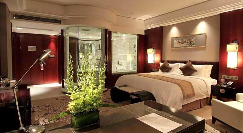 Zhangjiagang Zhonglian GDH International  Hotel