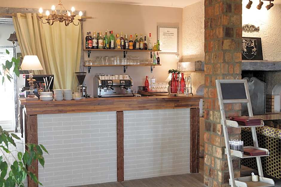 Logis Hôtel Les Nymphéas