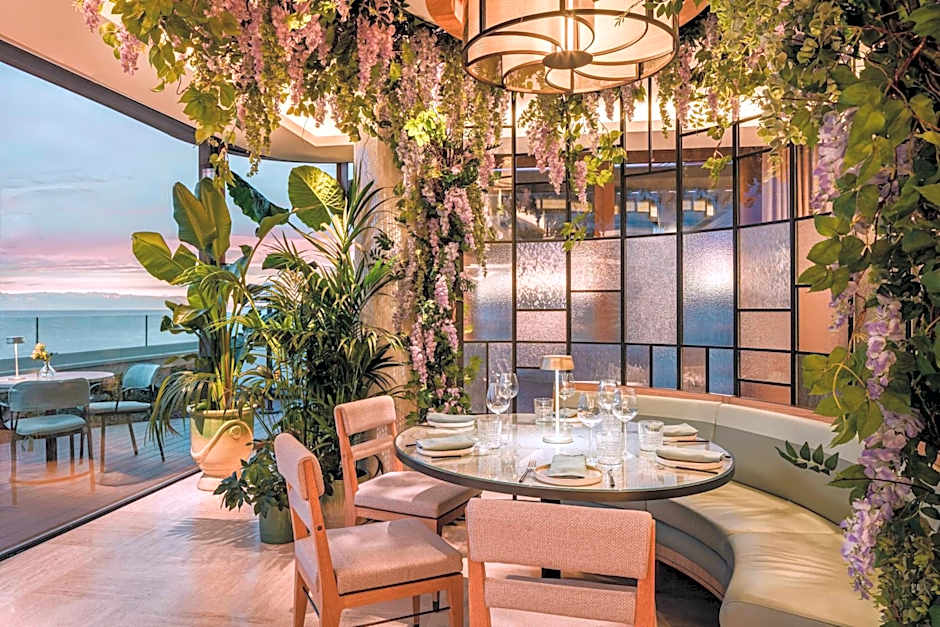 Anantara Plaza Nice Hotel - A Leading Hotel of the World