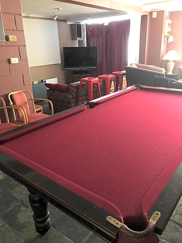 Cottonwood Lodge
