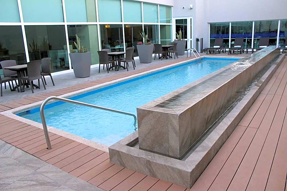 Hampton Inn By Hilton Hermosillo