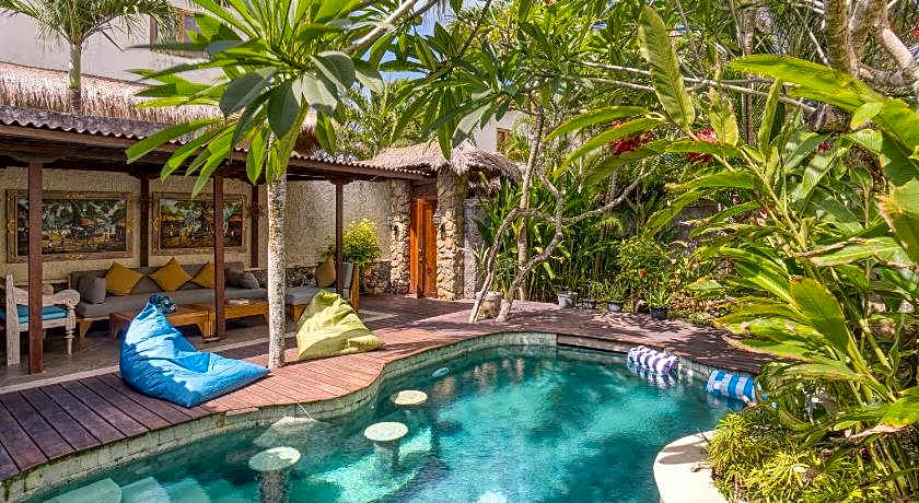 Breezy Point Villas