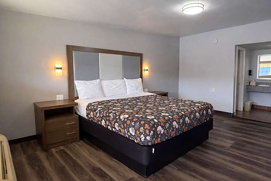 American Inn & Suites