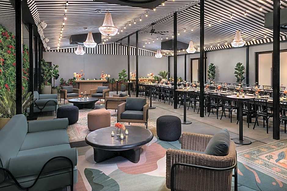 Moxy Brooklyn Williamsburg