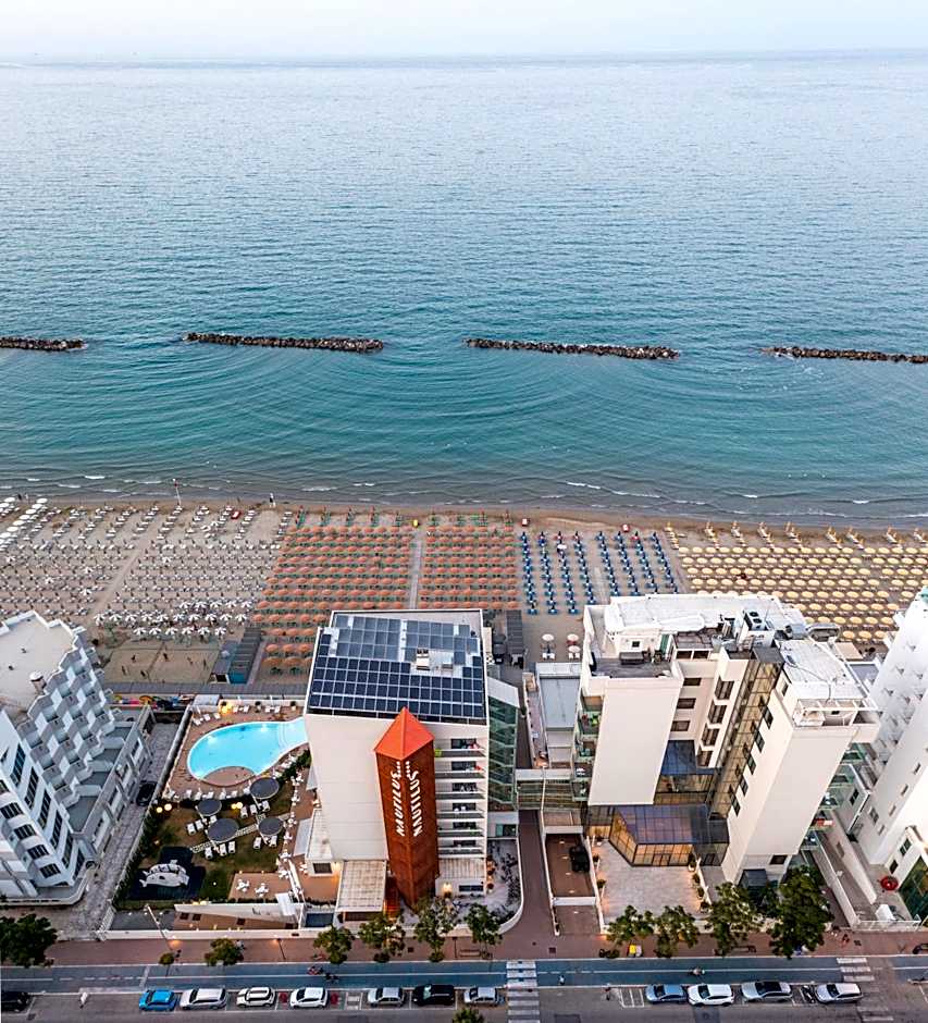 Nautilus Family Hotel