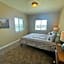 Deluxe Downtown Condo Close to Everything!