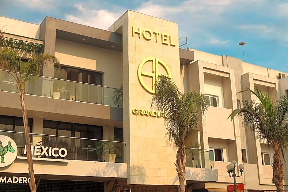 Hotel Grand One Plaza