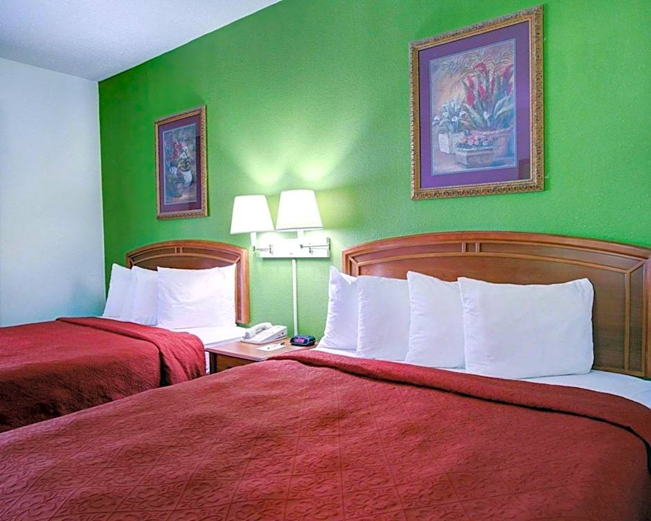 Garner Hotel Del Valle - Austin Southeast by IHG