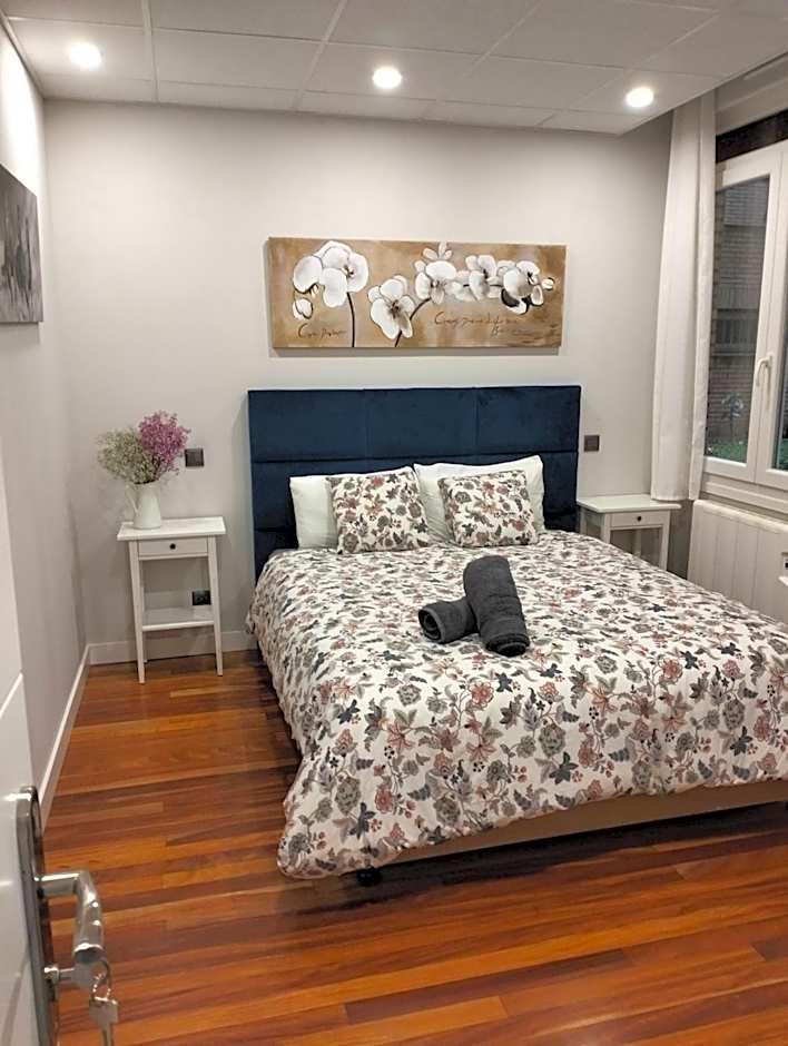 Pensión Guggenheim Riverview HBI01297