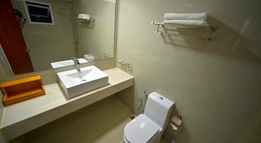 Hathaa Beach Maldives