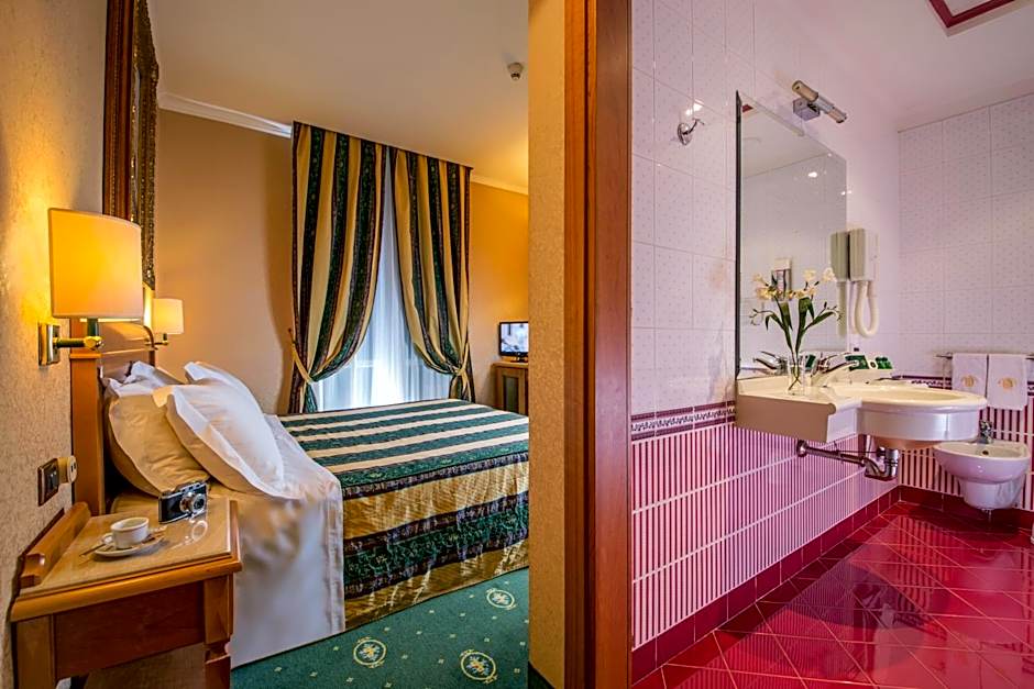 Colonna Hotel