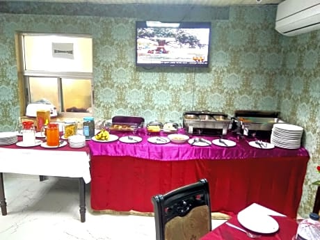 Hotel Lake View Plaza