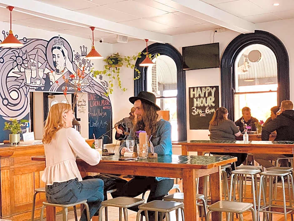 The Victoria Hotel Bathurst