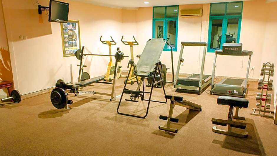 Travellers Suites Serviced Apartments