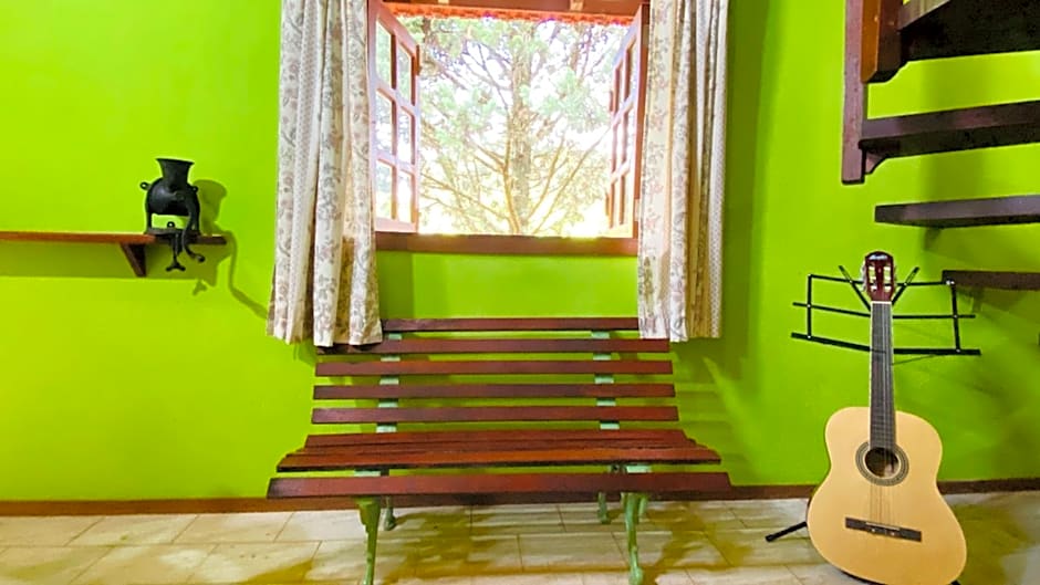 Casa de Campo - Condomínio Arco Íris