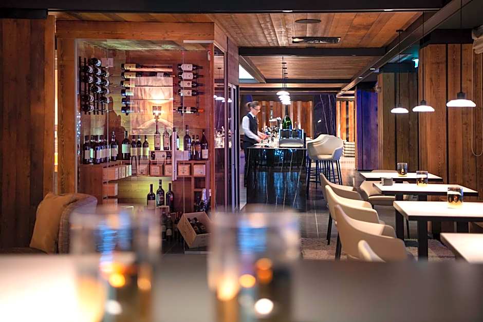 Le Massif Hotel & Lodge Courmayeur - The Leading Hotels of the World