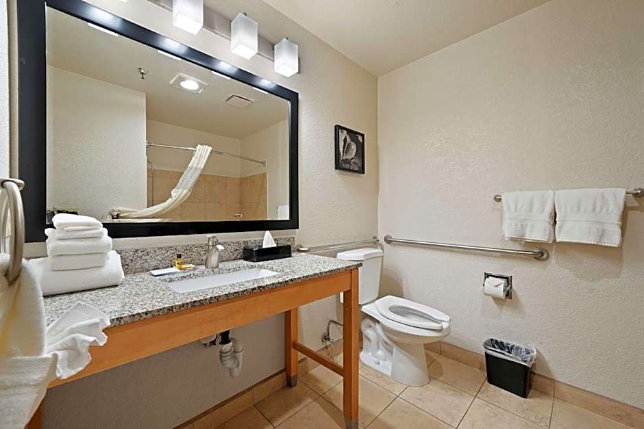 Best Western Plus Executive Inn And Suites