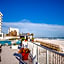 Holiday Inn Express & Suites Panama City Beach - Beachfront By IHG