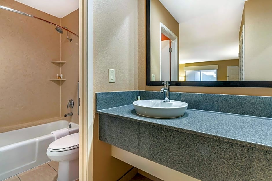 Best Western Plus Inn Scotts Valley
