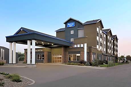 Travelodge by Wyndham Weyburn